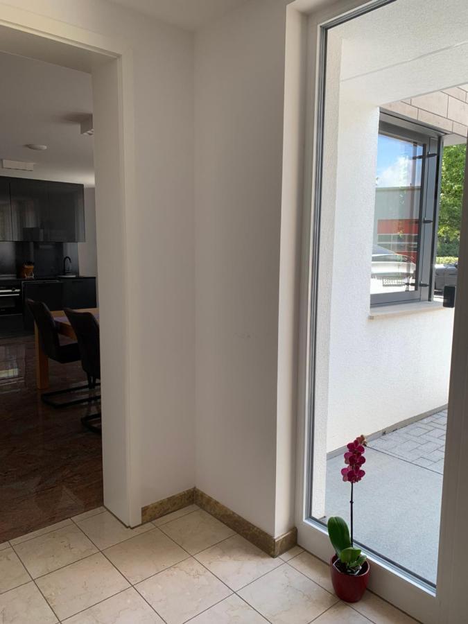 Mosaikhaus Smart Home Würselen Eksteriør bilde